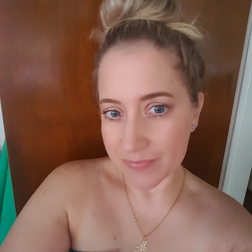 Meet your Posher, Michele